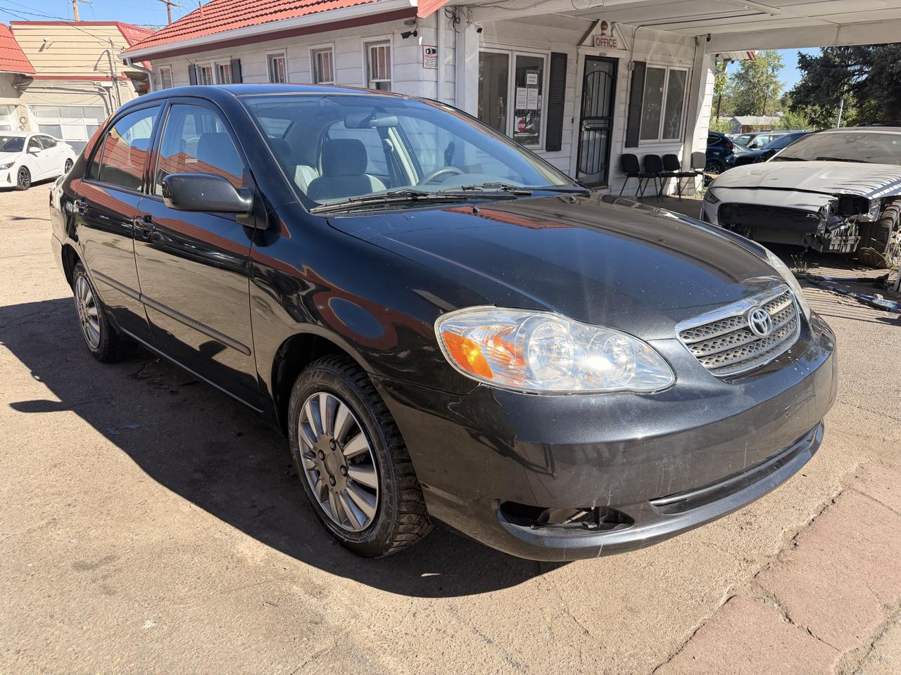 2008 Toyota Corolla 4dr Sdn Man CE (Natl)