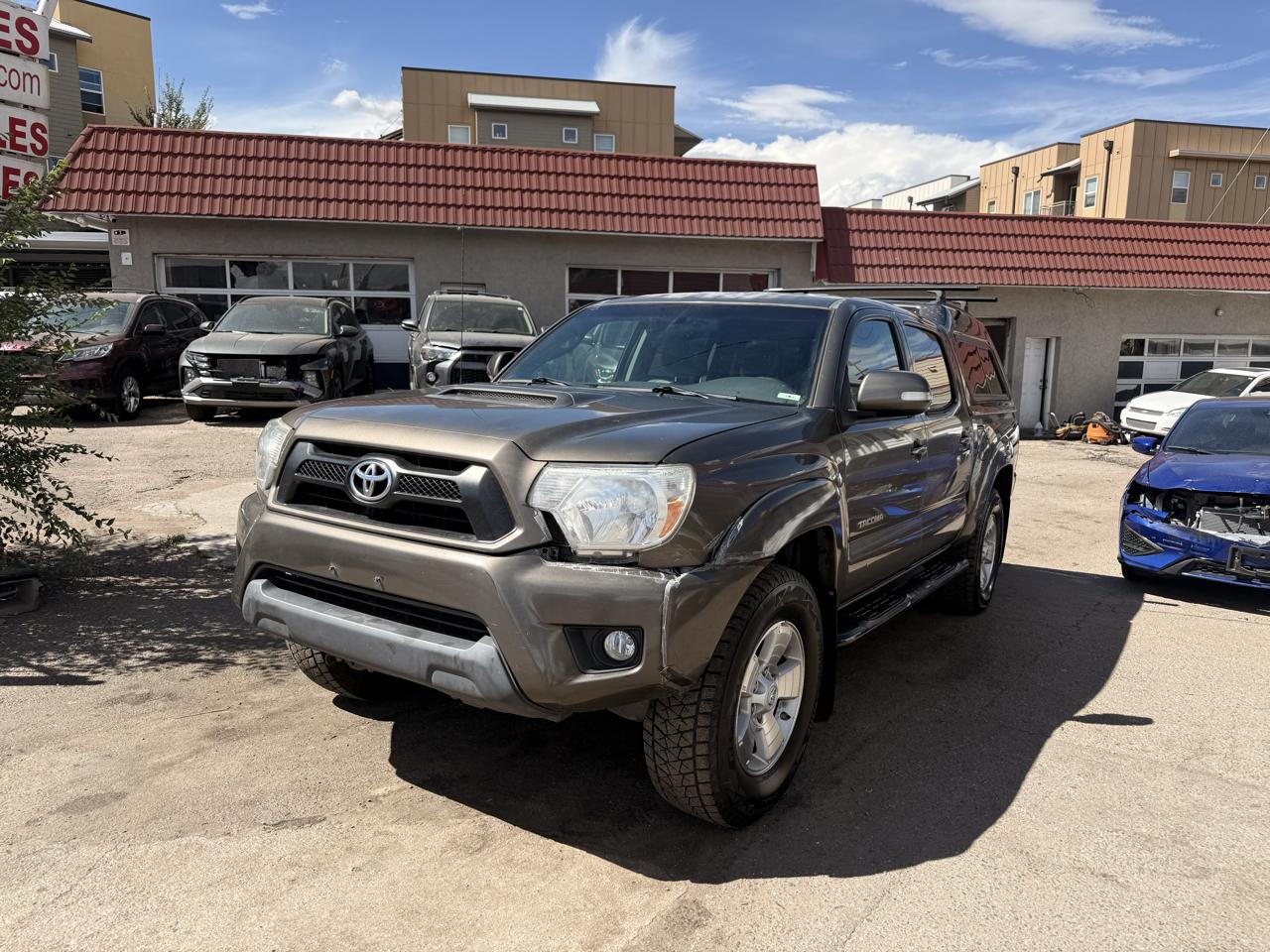 2015 Toyota Tacoma 4WD Double Cab V6 AT (Natl)