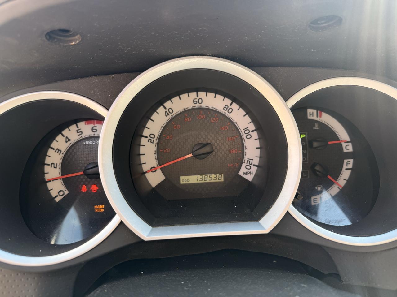 Toyota Tacoma photo 17