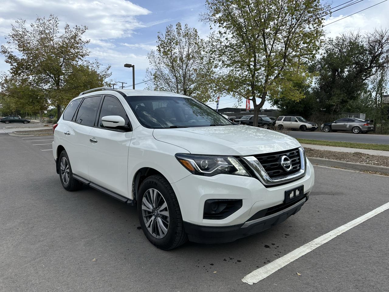 2020 Nissan Pathfinder 4x4 S