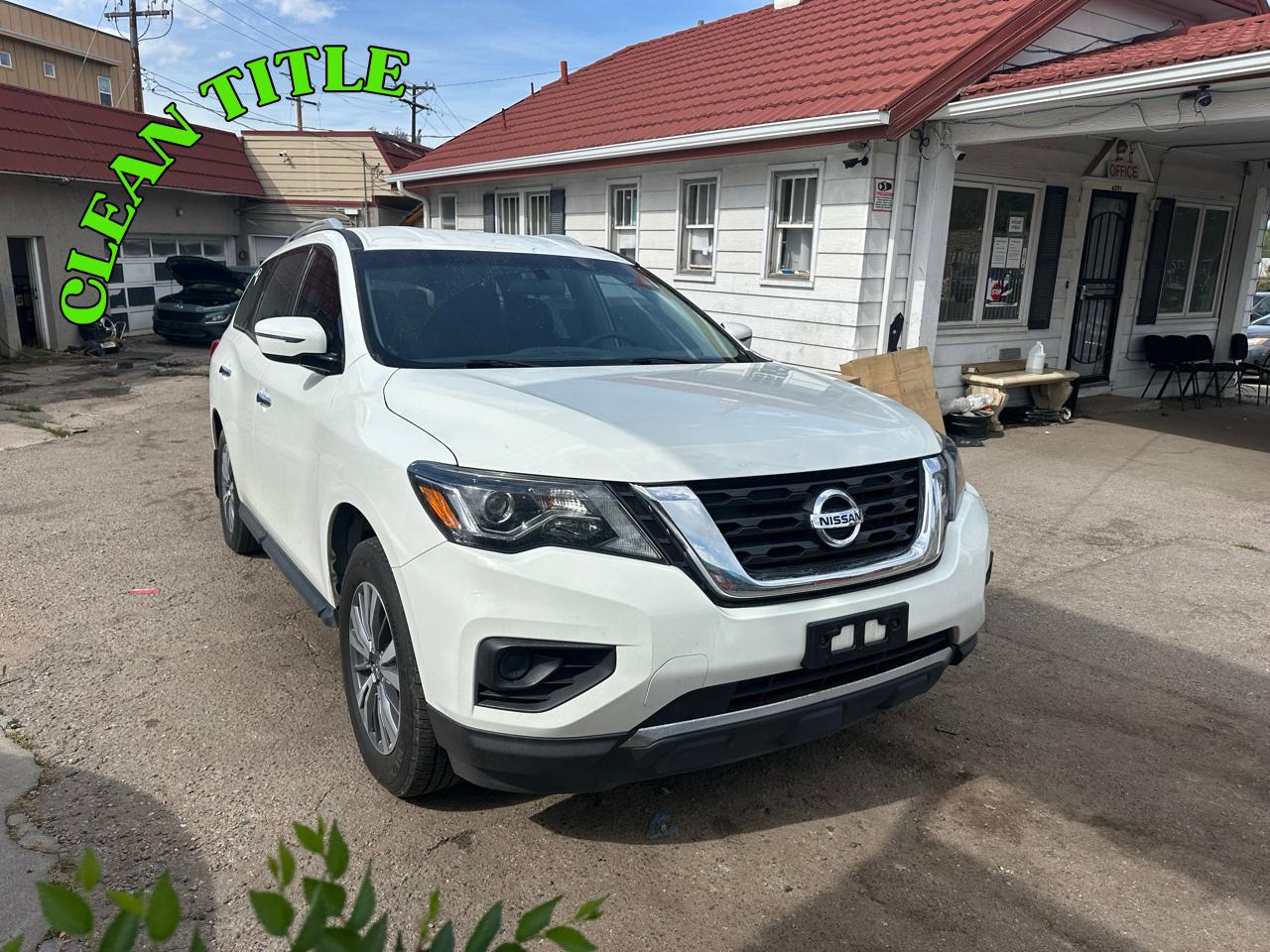 2020 Nissan Pathfinder 4x4 S