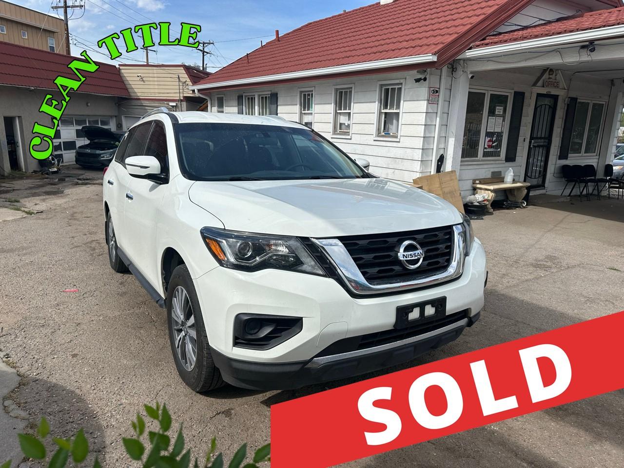 2020 Nissan Pathfinder 4x4 S