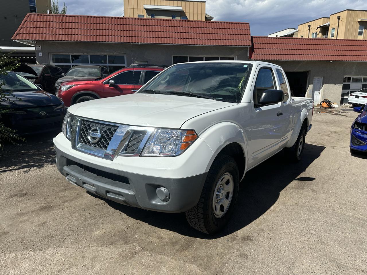 2014 Nissan Frontier 2WD King Cab I4 Auto SV