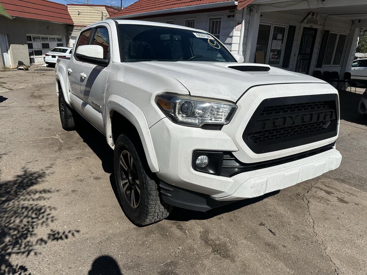 2016 Toyota Tacoma 4WD Double Cab V6 MT TRD Off Road (Natl)