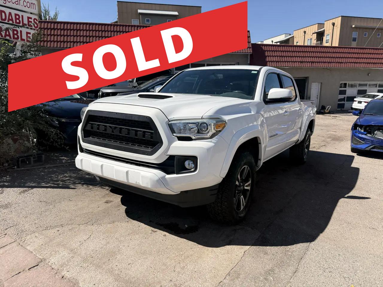 2016 Toyota Tacoma TRD Sport Double Cab 6' Bed V6 4x4 AT (Natl)