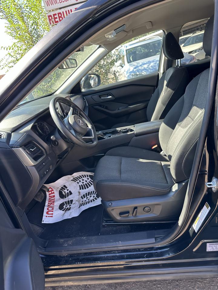 Nissan Rogue photo 10