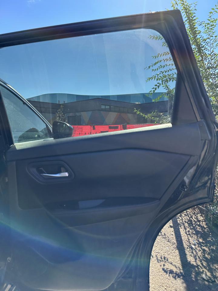 Nissan Rogue photo 14