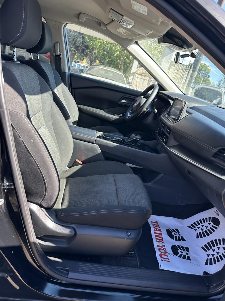 Nissan Rogue photo 17