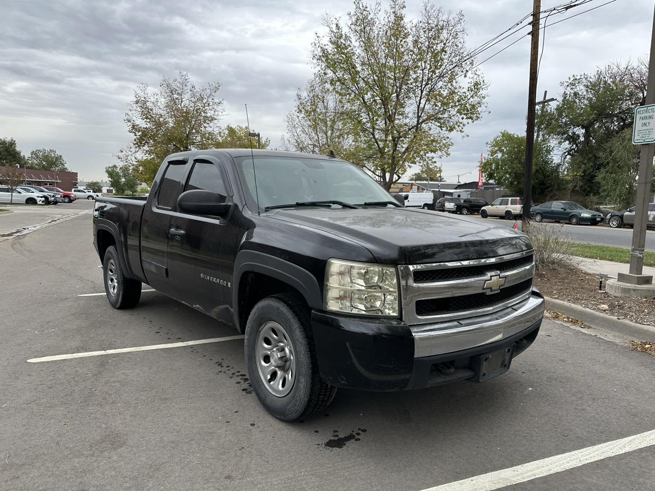 2008 Chevrolet Silverado 1500 4WD Ext Cab 143.5" Work Truck
