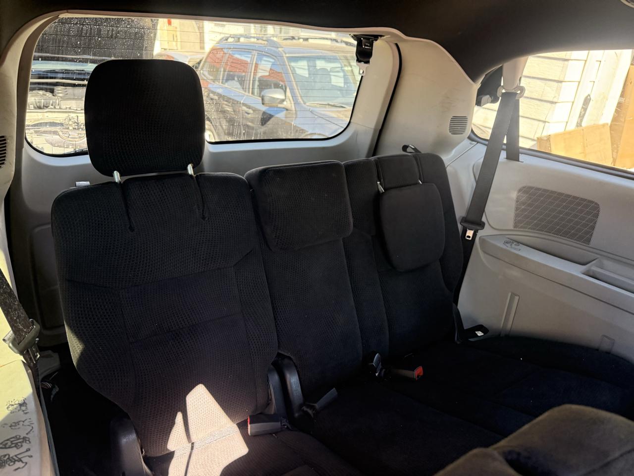 Dodge Grand Caravan photo 10