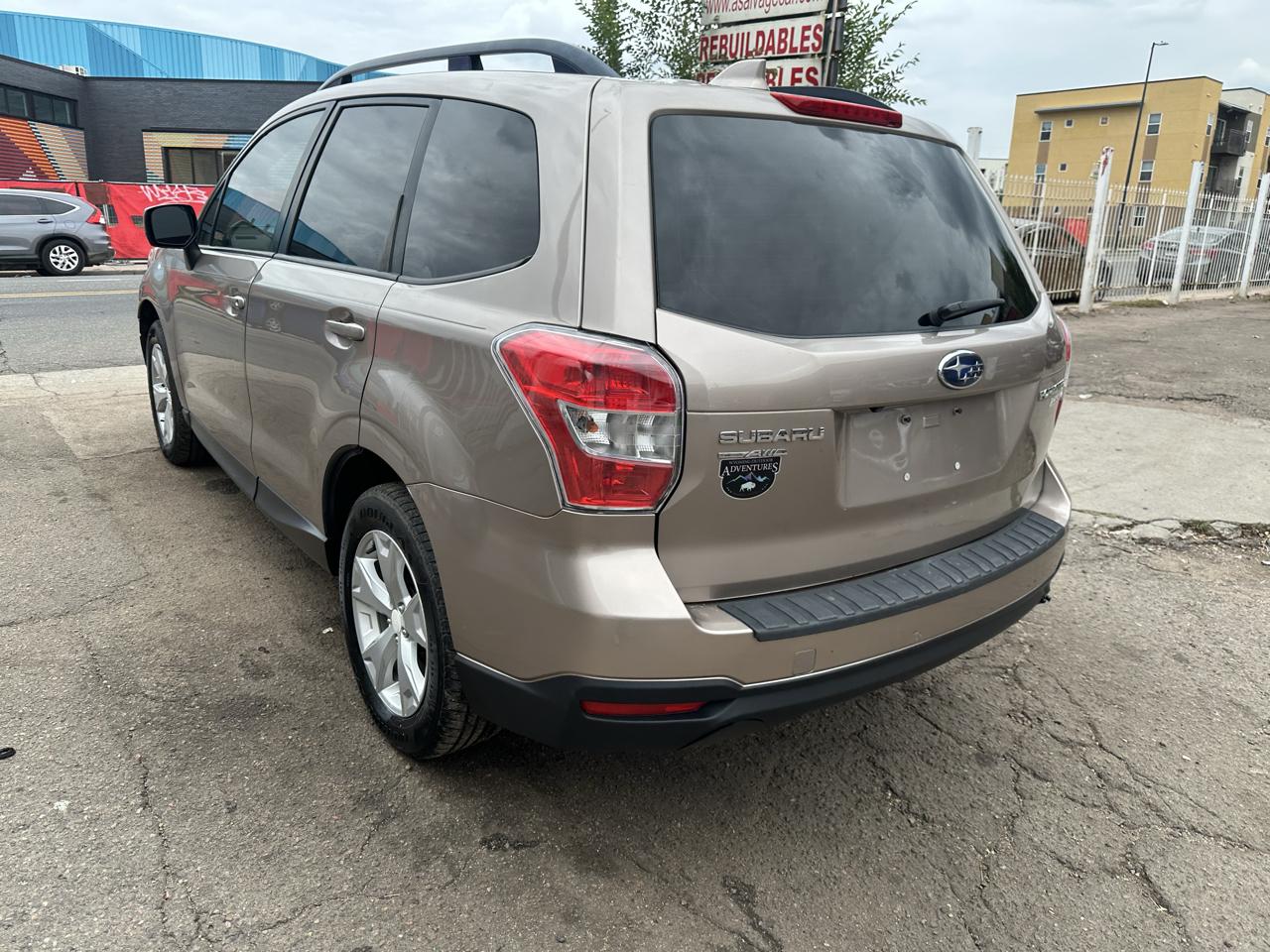 2016 Subaru Forester 4dr CVT 2.5i Premium PZEV