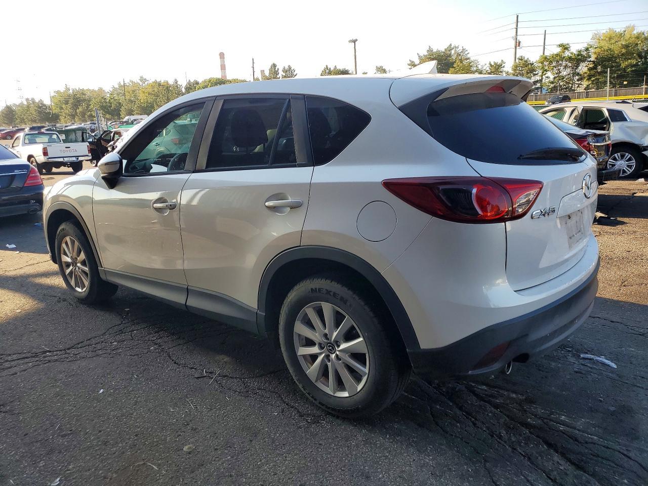 2016 Mazda CX-5 2016.5 FWD 4dr Auto Touring