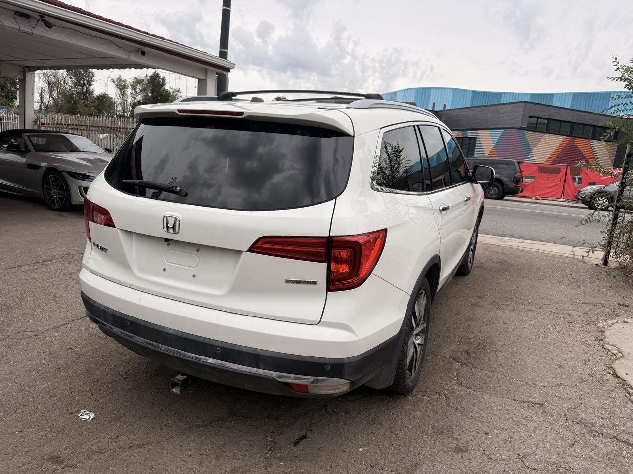 2018 Honda Pilot Touring 2WD