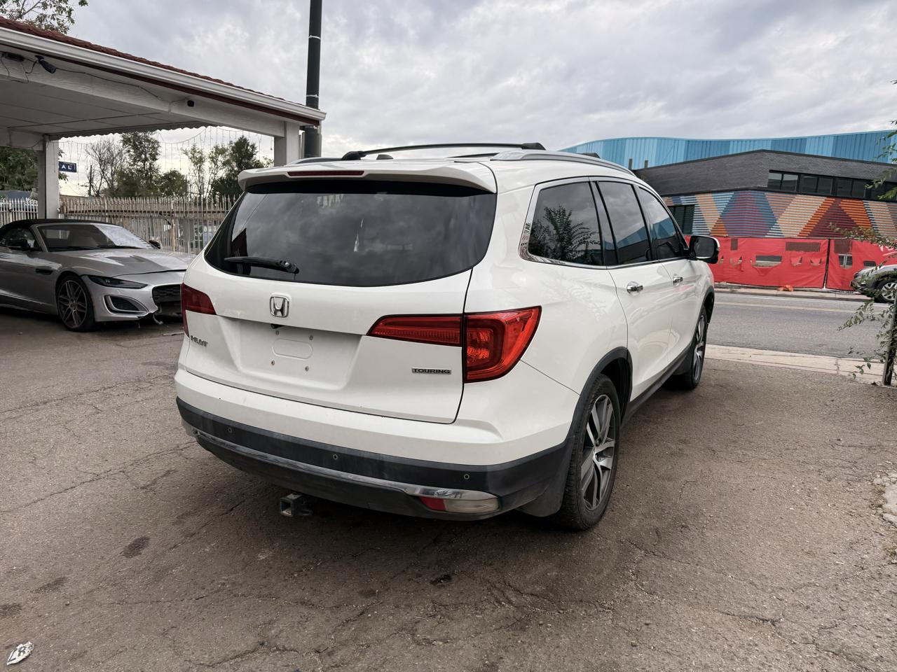2018 Honda Pilot Touring 2WD
