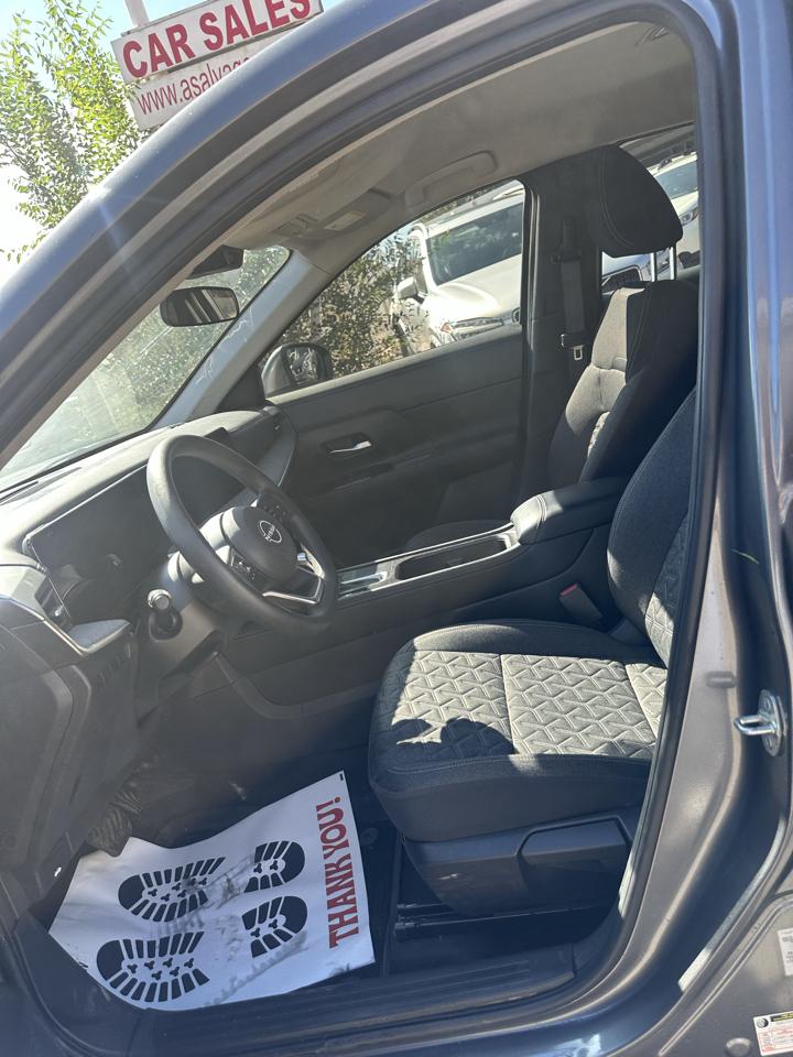 Nissan Kicks MPV photo 10