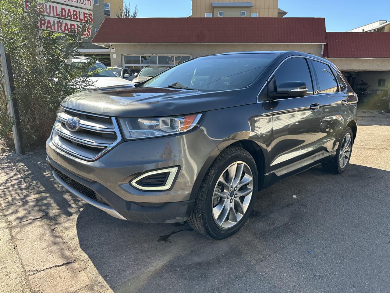2015 Ford Edge 4dr Titanium AWD
