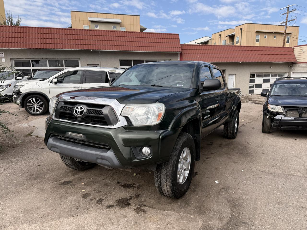 2014 Toyota Tacoma 4WD Double Cab LB V6 AT (Natl)