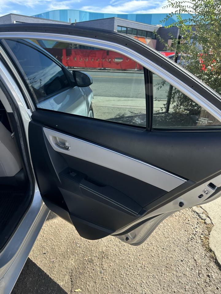 Toyota Corolla photo 14