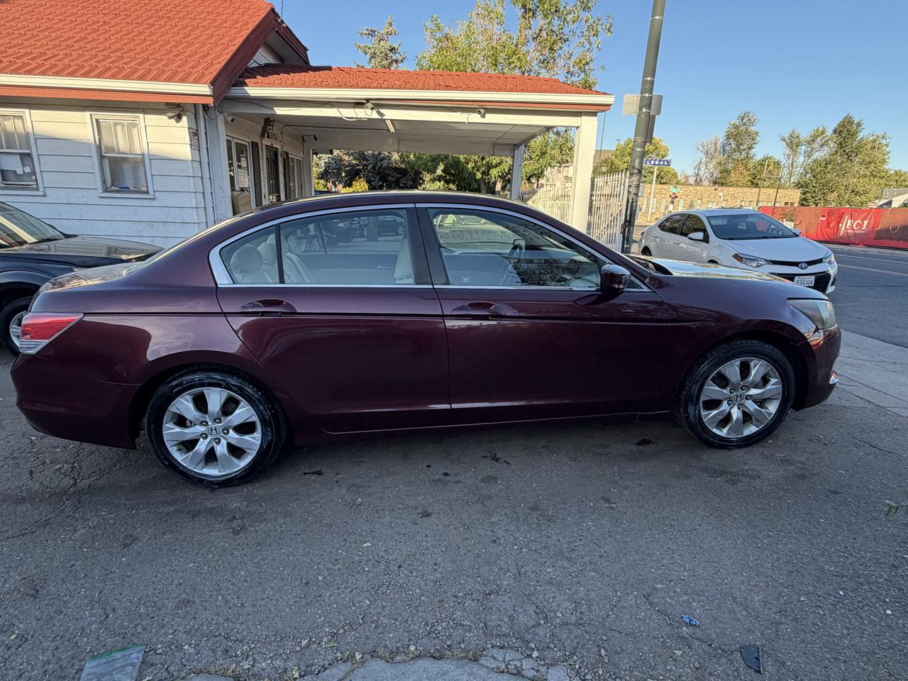 Honda Accord photo 8