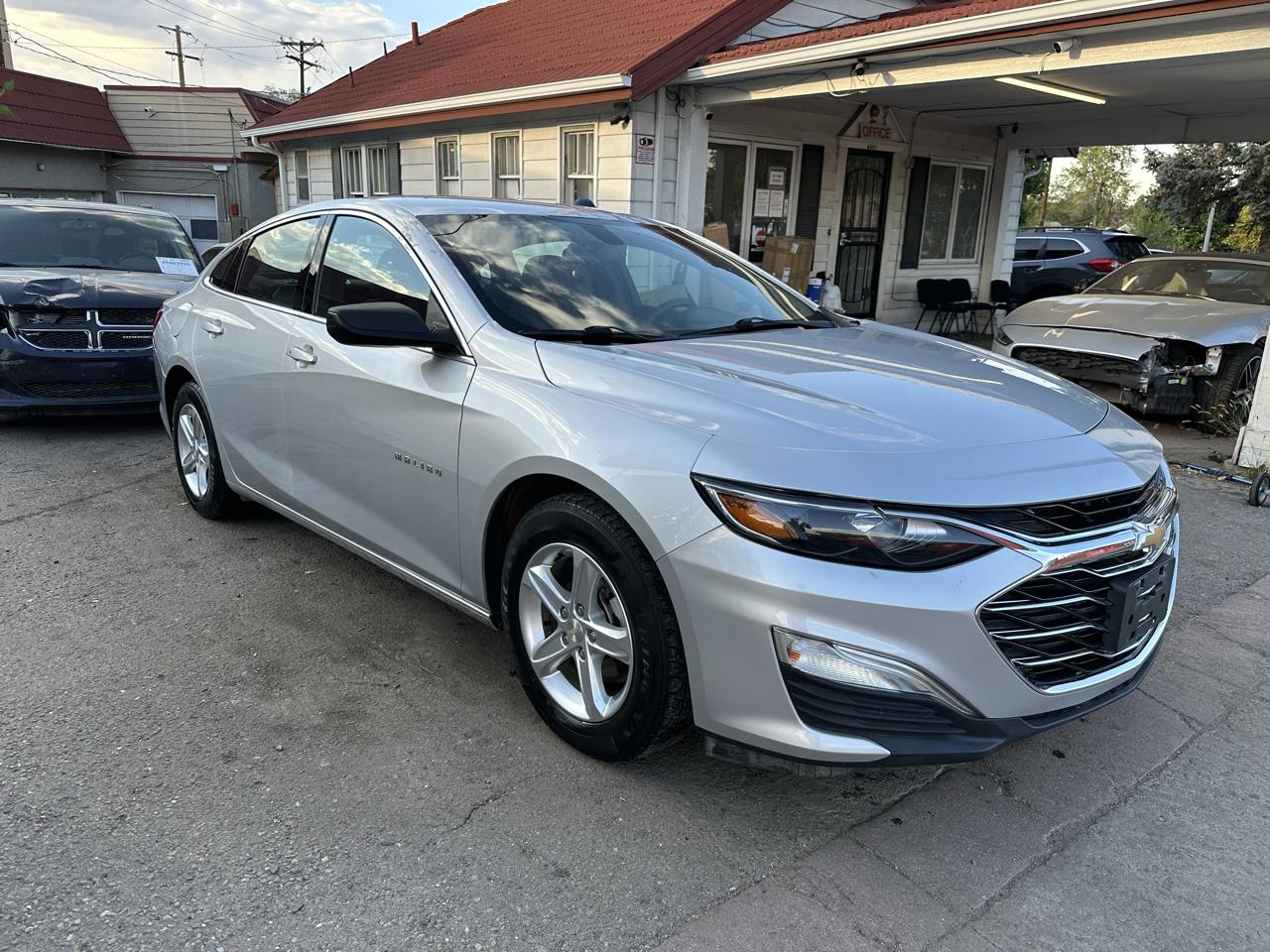 2022 Chevrolet Malibu 4dr Sdn LS w/1FL