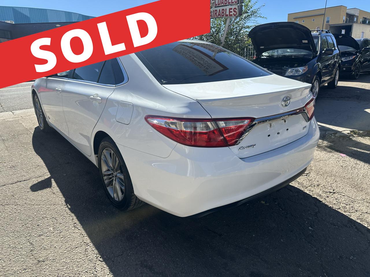 2017 Toyota Camry XLE Auto (Natl)