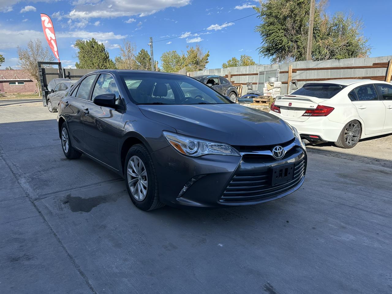 2015 Toyota Camry 4dr Sdn I4 Auto XLE (Natl)