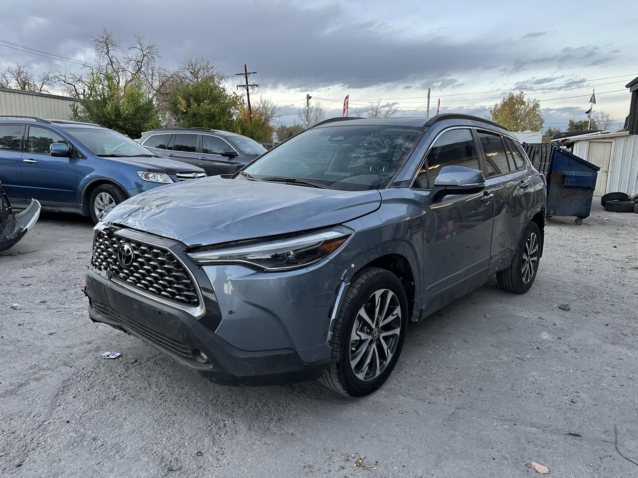 2024 Toyota Corolla Cross XLE 2WD (Natl)