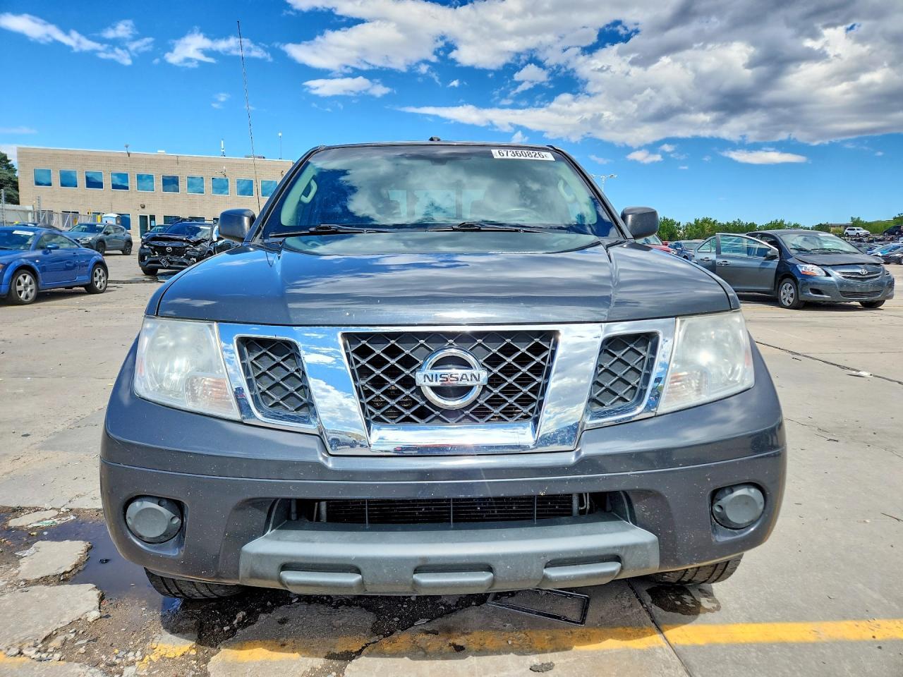 2013 Nissan Frontier 2WD King Cab I4 Auto SV