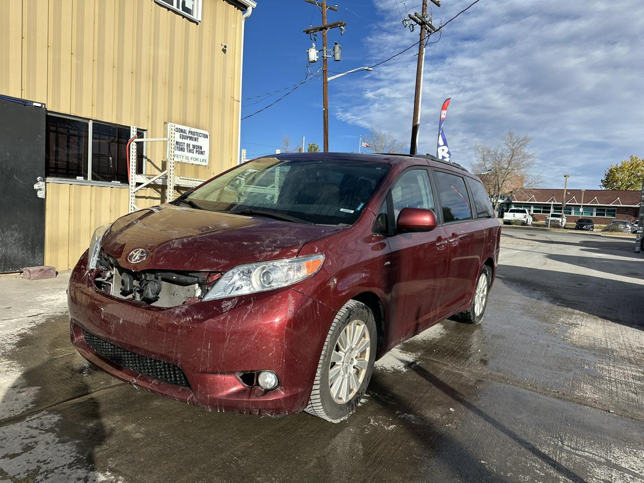 2017 Toyota Sienna Limited Premium AWD 7-Passenger (Natl)