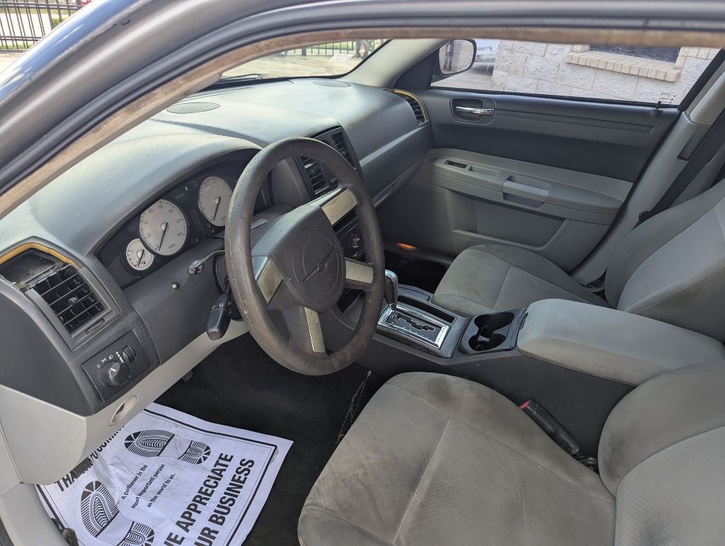 Chrysler 300 Base 2007