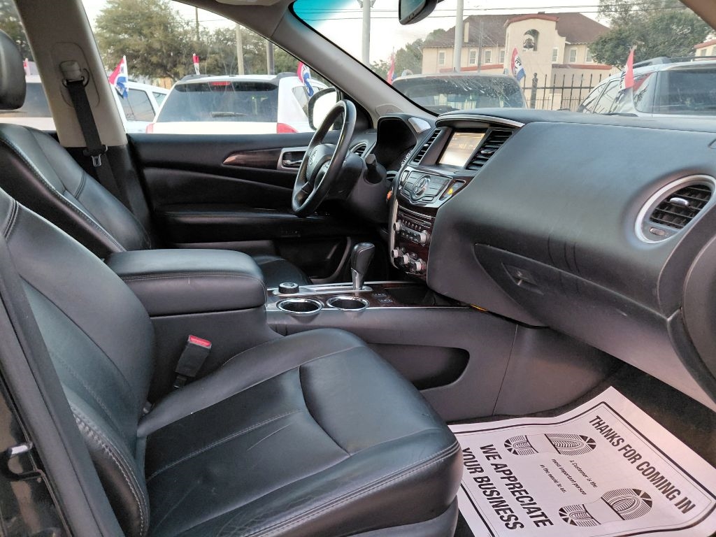 Nissan Pathfinder S 4WD 2013