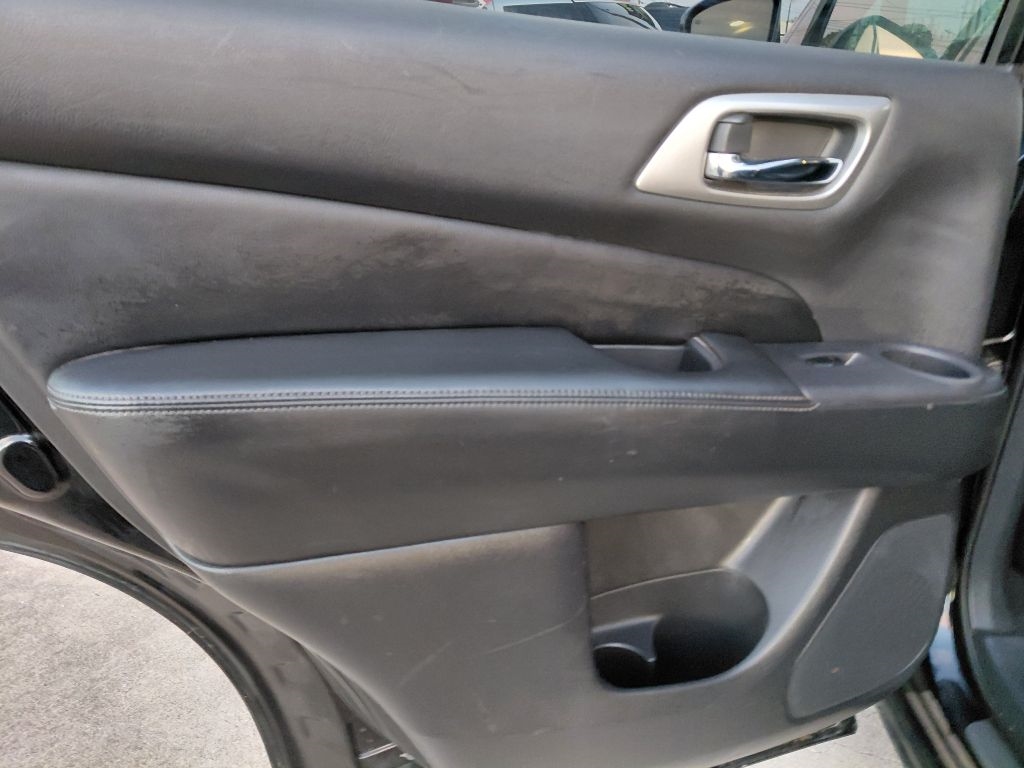 Nissan Pathfinder S 4WD 2013