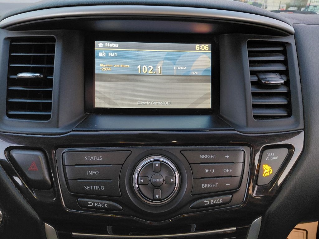 Nissan Pathfinder S 4WD 2013