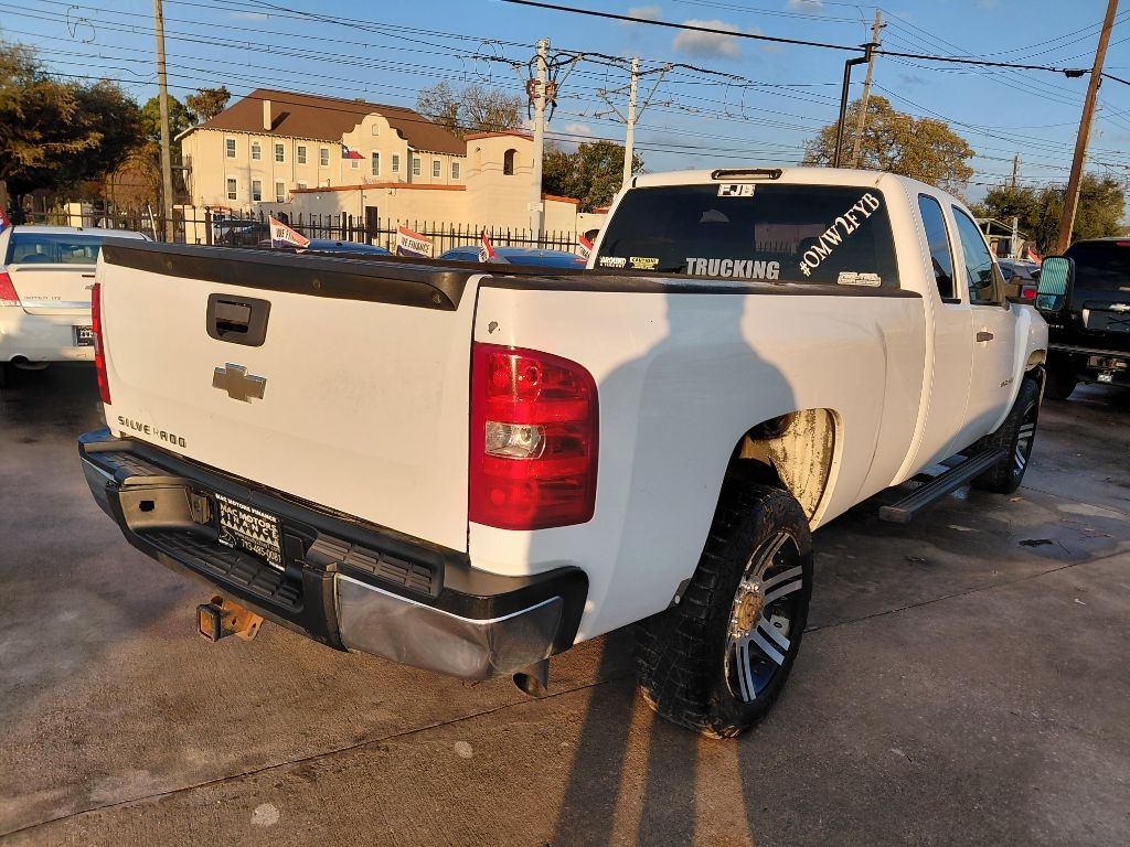 Chevrolet Silverado 2500HD LT1 Ext. Cab Std. Box 2WD 2008