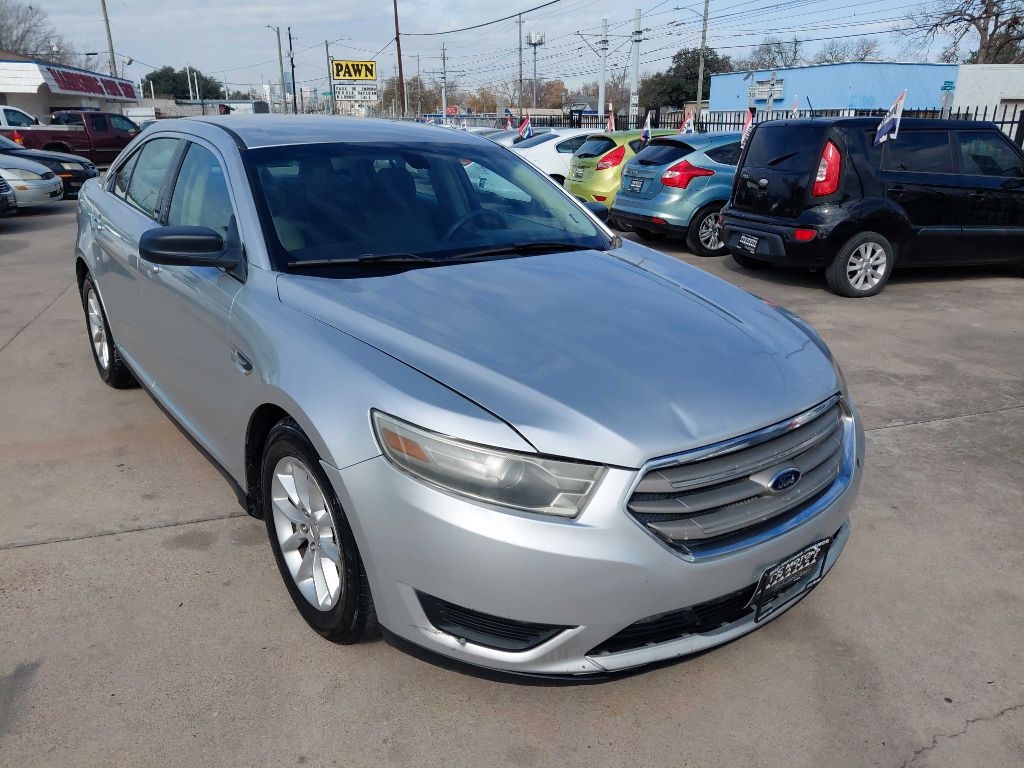 Ford Taurus SE FWD 2014