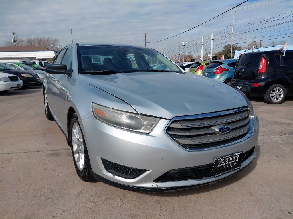 Ford Taurus SE FWD 2014