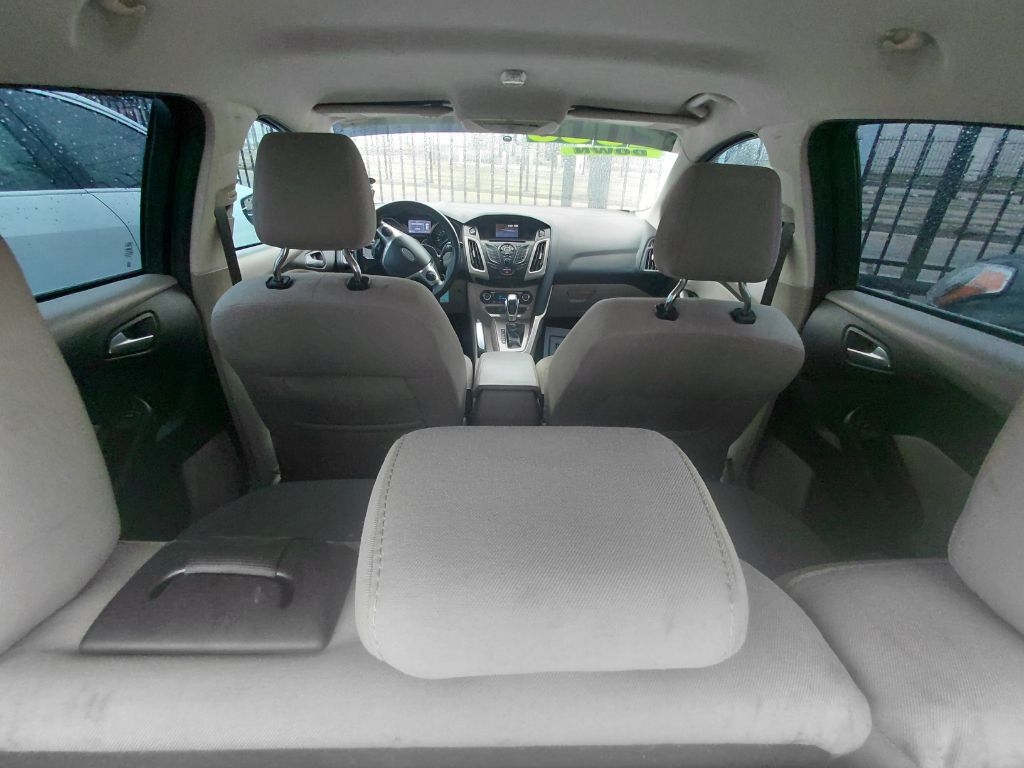 Nissan Pathfinder S 2WD 2013