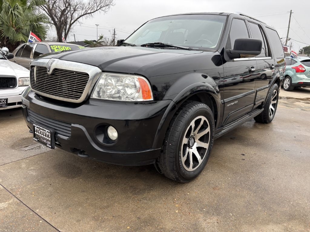 Lincoln Navigator Luxury 2WD 2003