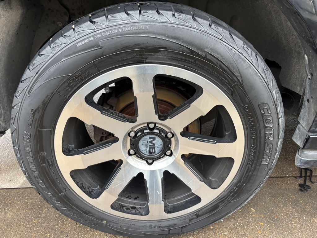 Lincoln Navigator Luxury 2WD 2003