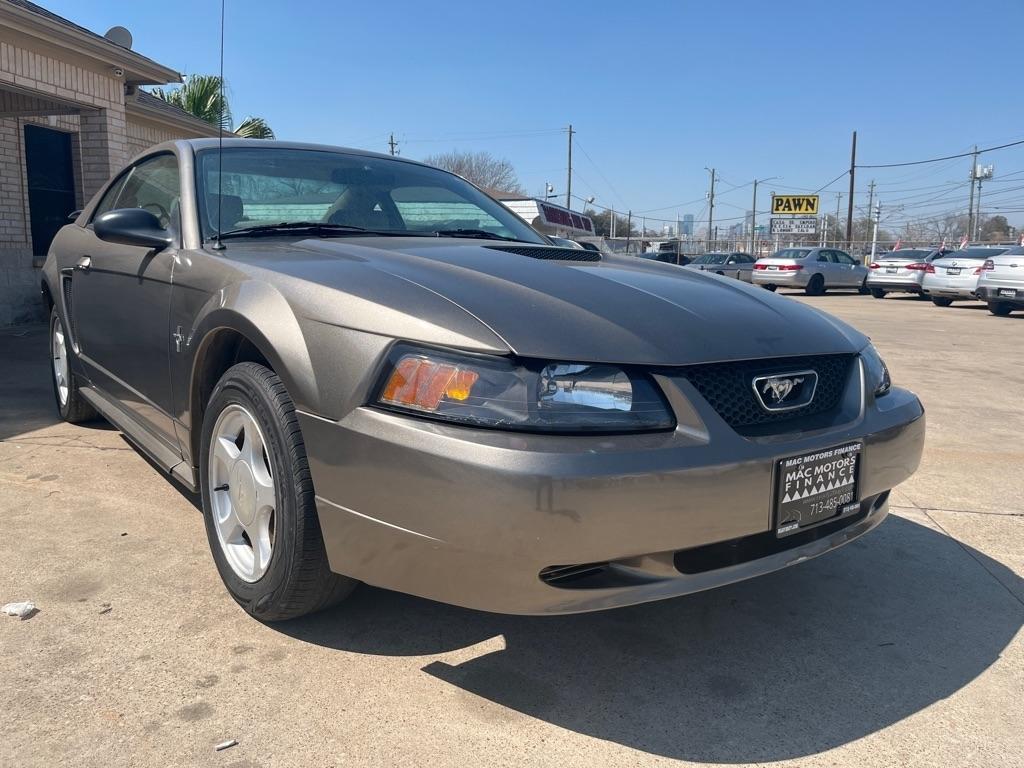 2002 Ford Mustang Premium
