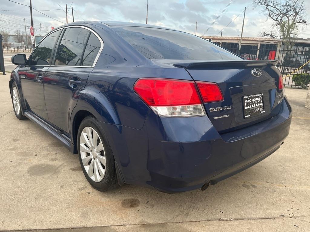 Subaru Legacy 3.6R Limited 2010