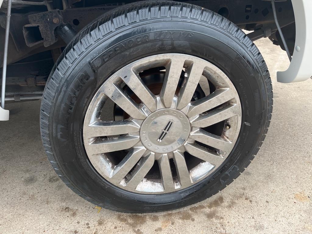 Lincoln Mark LT 4WD 2008