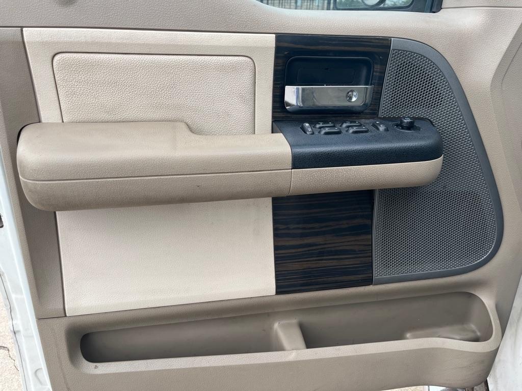 Lincoln Mark LT 4WD 2008