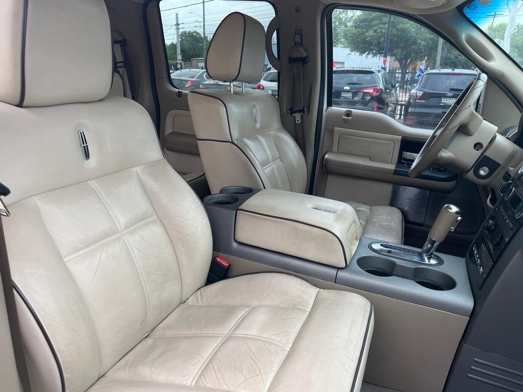 Lincoln Mark LT 4WD 2008