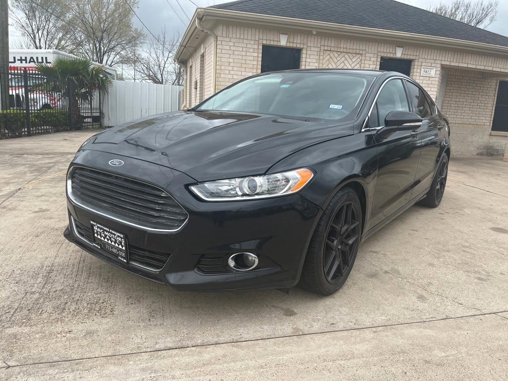 Ford Fusion Hybrid SE 2013