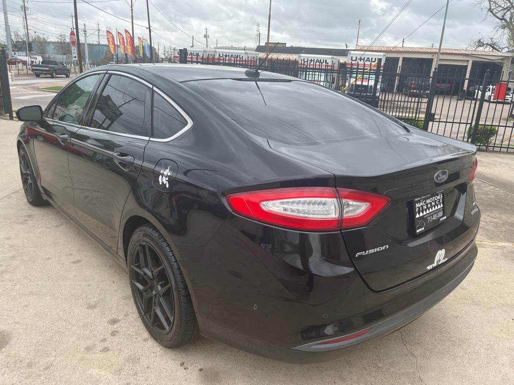 Ford Fusion Hybrid SE 2013