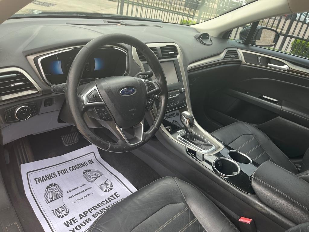 Ford Fusion Hybrid SE 2013