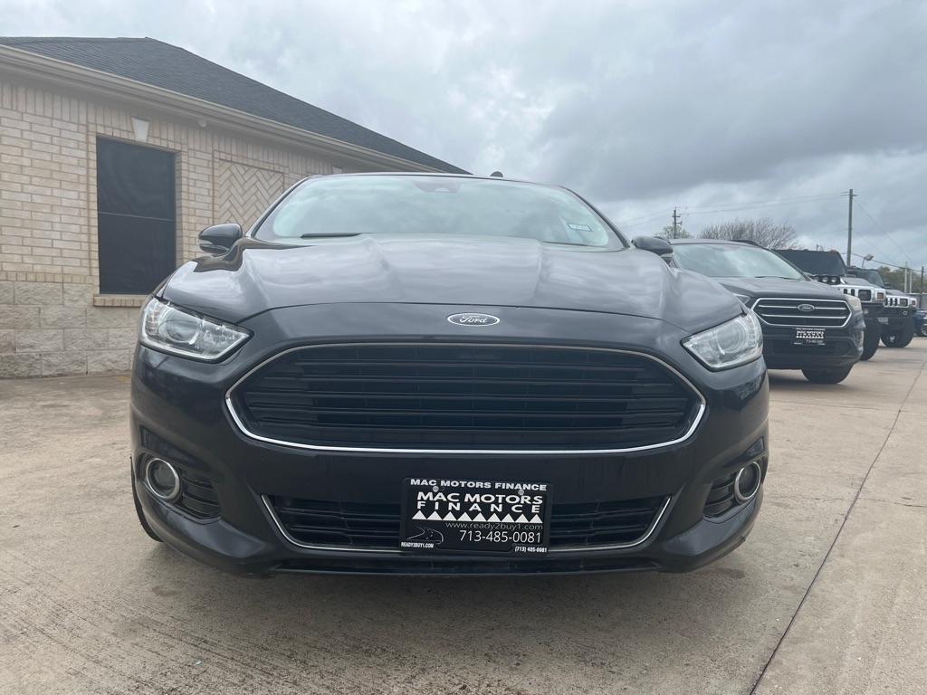 Ford Fusion Hybrid SE 2013