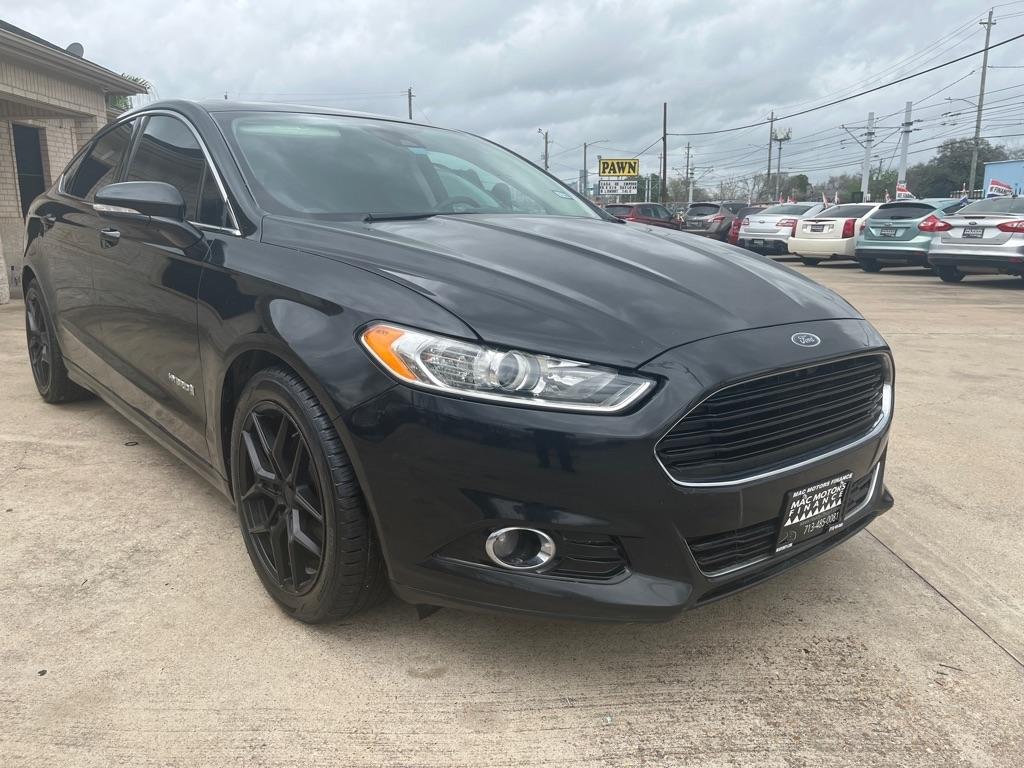 Ford Fusion Hybrid SE 2013