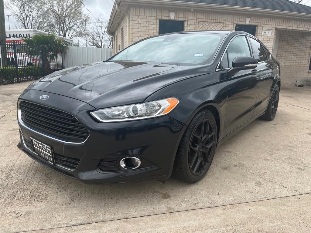 Ford Fusion Hybrid SE 2013